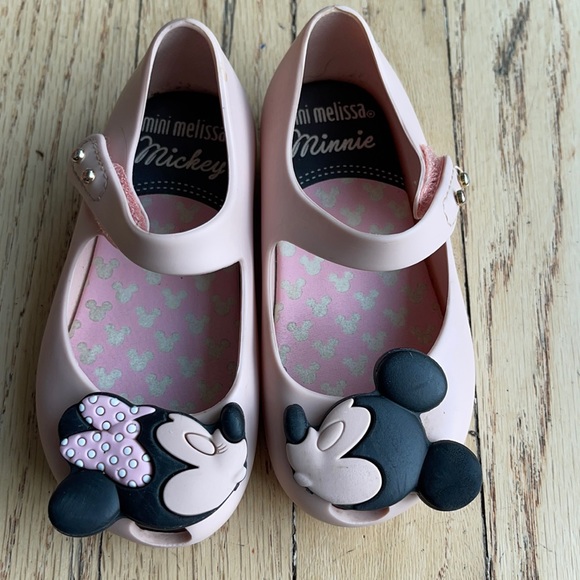 Mini Melissa Other - Mini Melissa sandals size 7 good used condition